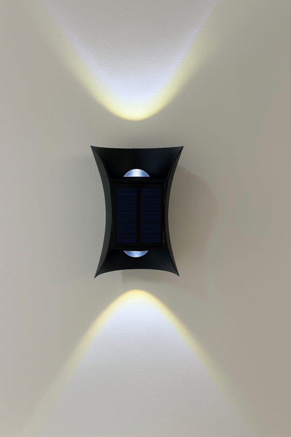 APLIQUE SOLAR CON LUZ AJUSTABLE BIDIRECCIONAL CONICO - Imagen 2